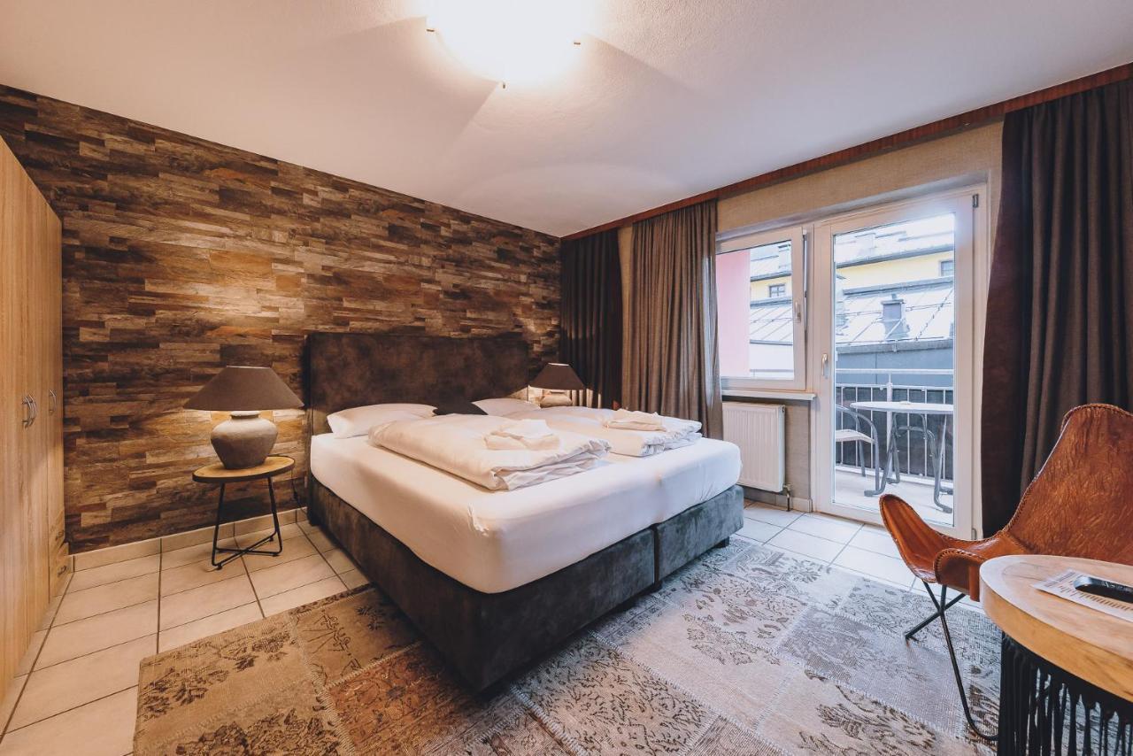 Alpine Living By We Rent, Summercard Included