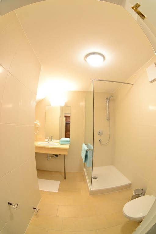 Alpine Living By We Rent, Summercard Included Apartment